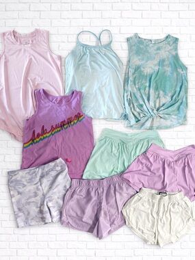 Girls lot of tank tops and shorts for summer ☀️☀️